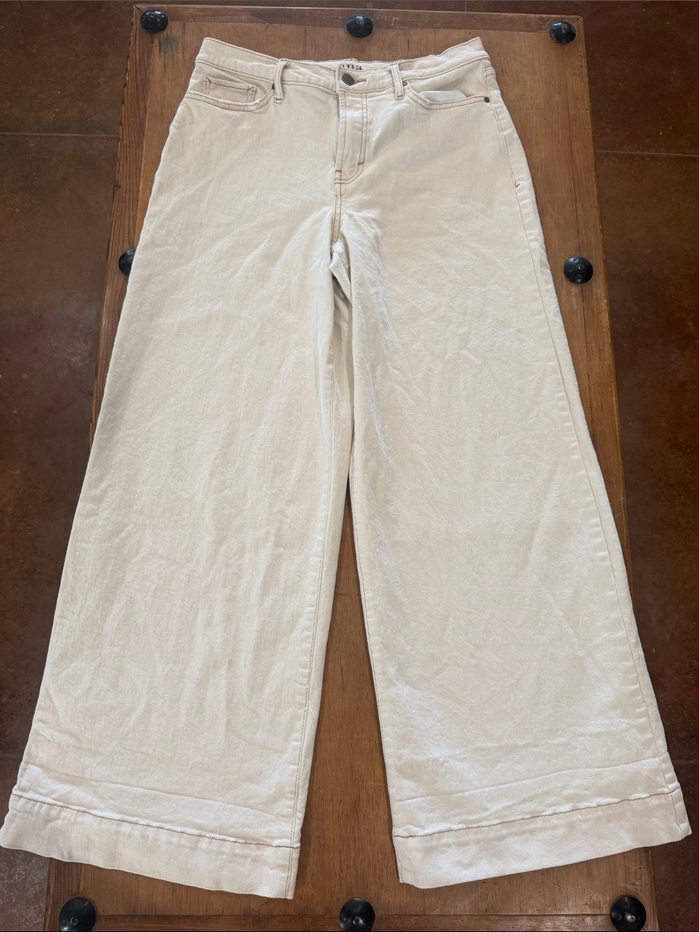 a.n.a Cream High-Rise Wide Leg Jeans with Contrast Stitching